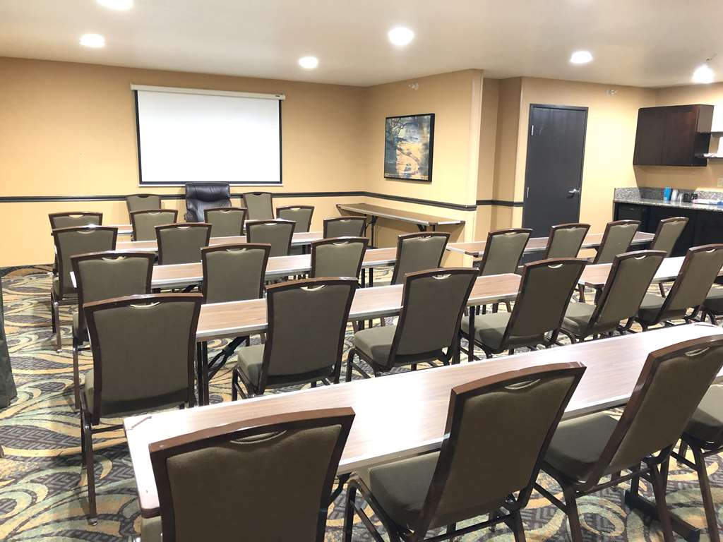 Best Western Plus Coldwater Hotel - photo 36