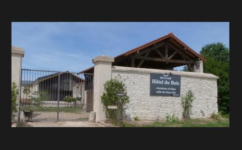 Ferme du Grand Hotel du Bois — hotel in Jouarre