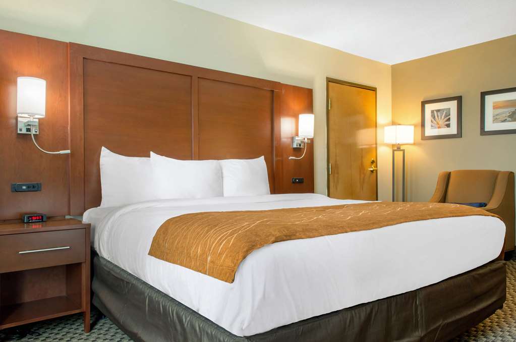 Comfort Inn & Suites Biloxi D'Iberville - photo 10