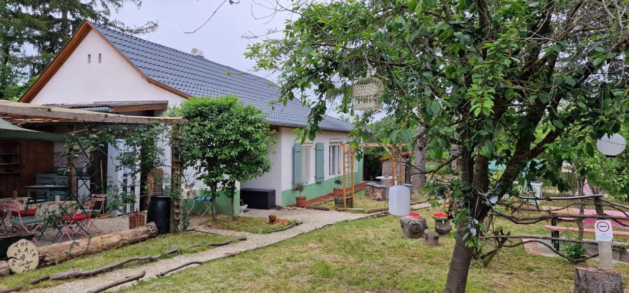 Koppány Pines Rewild Escapes Hungarian Village Vendeghaz — 4-Star Luxury Hotel in Tolna, Hungary