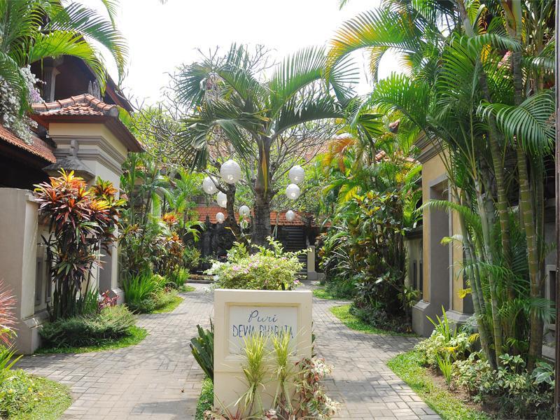 Jimbaran Bali Villa — 4-Star Luxury Hotel in Yogyakarta, Indonesia