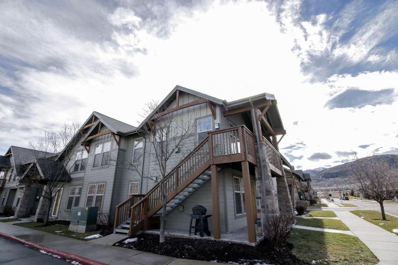Fox Pointe At Redstone By Lespri Management - photo 5