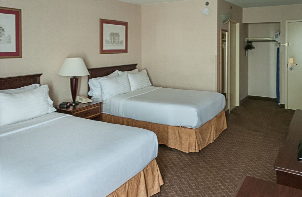 Cincy Hotel - photo 13