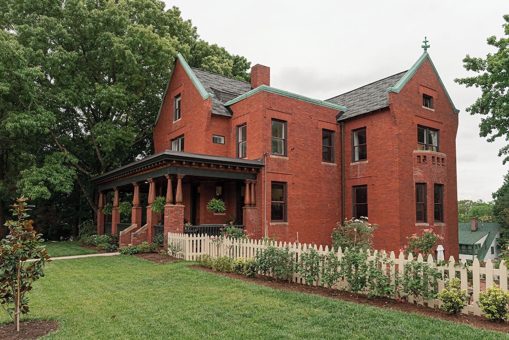 Summit Street Inns - photo 119