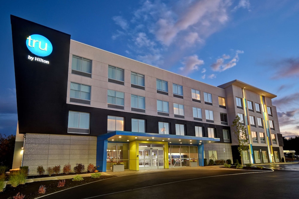Tru By Hilton Concord - photo 37