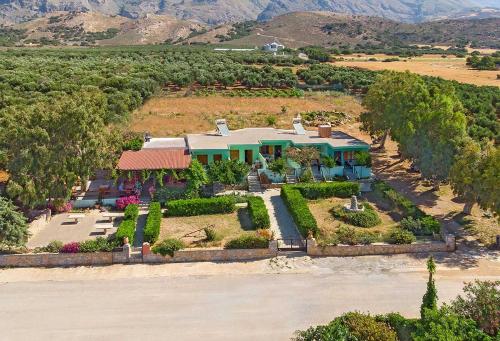 Zorbas Rooms — 4-Star Luxury Hotel in Chora Sfakion, Greece