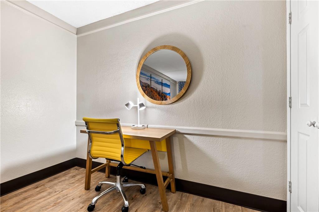 Days Inn by Wyndham Birmingham West - photo 26