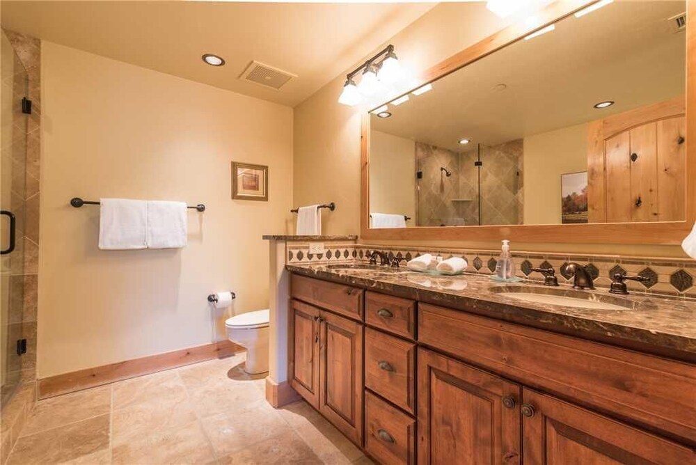 Bear Lodge Trappeur's Crossing Resort - photo 22
