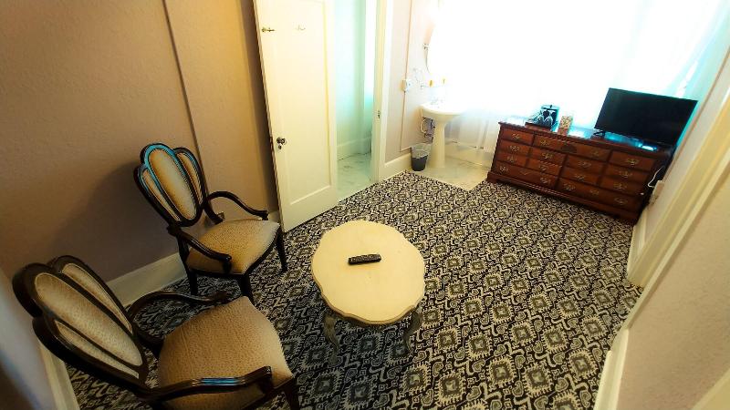 The DeLand Hotel - photo 43