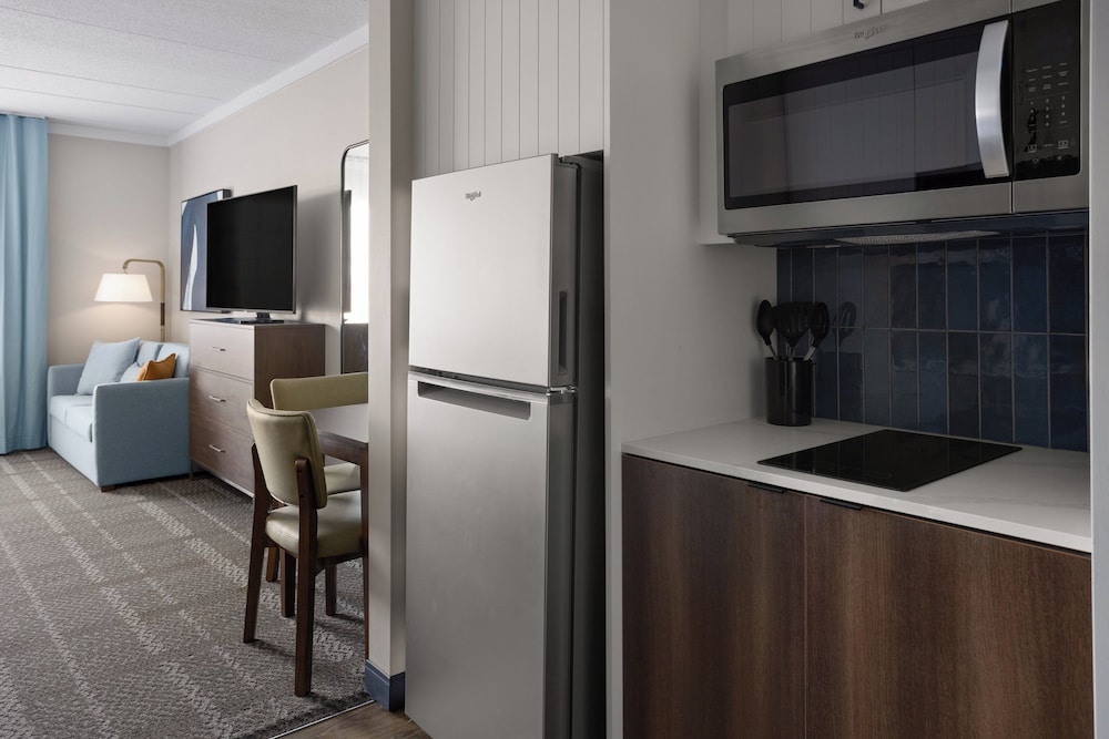 Staybridge Suites Rehoboth Beach by IHG - photo 22