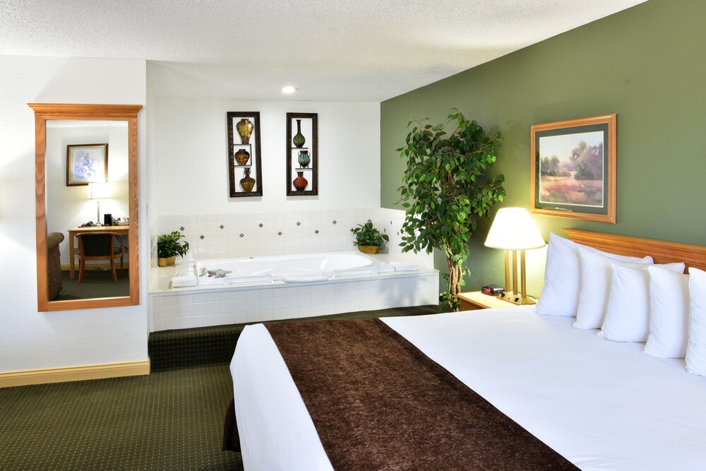 Baymont by Wyndham Robinson - photo 13