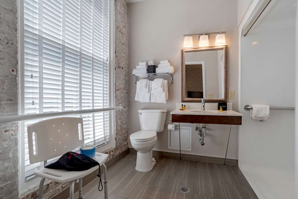 Best Western Plus St. Christopher Hotel - photo 20