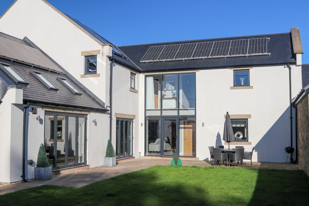 Northumberland Luxury Stays The Chivits — Morpeth
