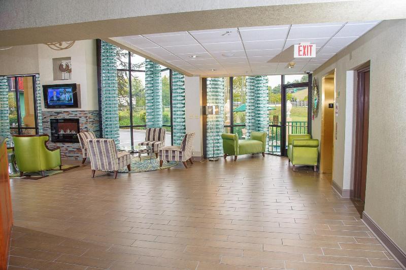 Pigeon River Inn - photo 34