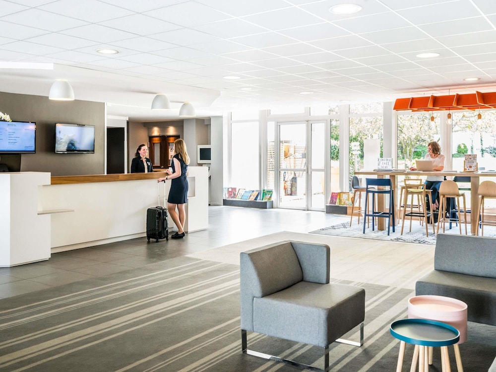 Novotel Paris Saclay — Saclay