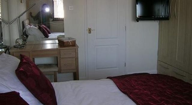 The Suite at Tsunami — 4-Star Luxury Hotel in Folkestone, United Kingdom