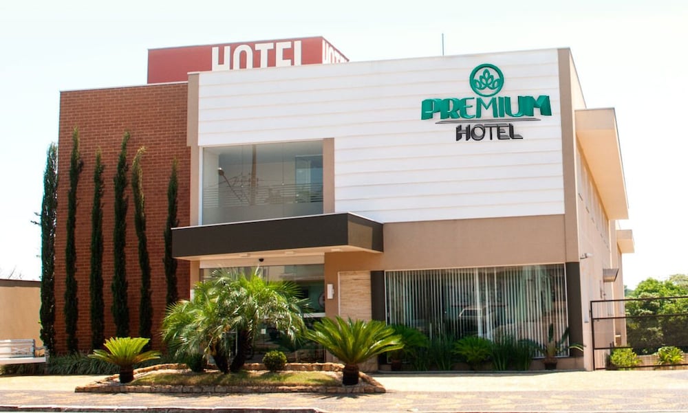 Hotel Premium Pirassununga — Pirassununga