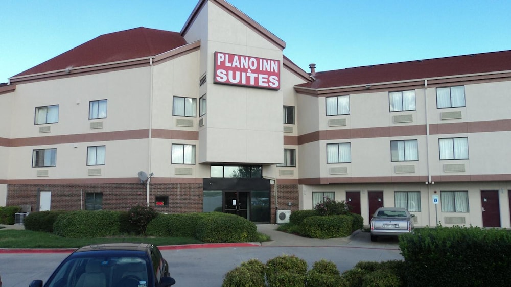 Plano Inn & Suites - photo 35