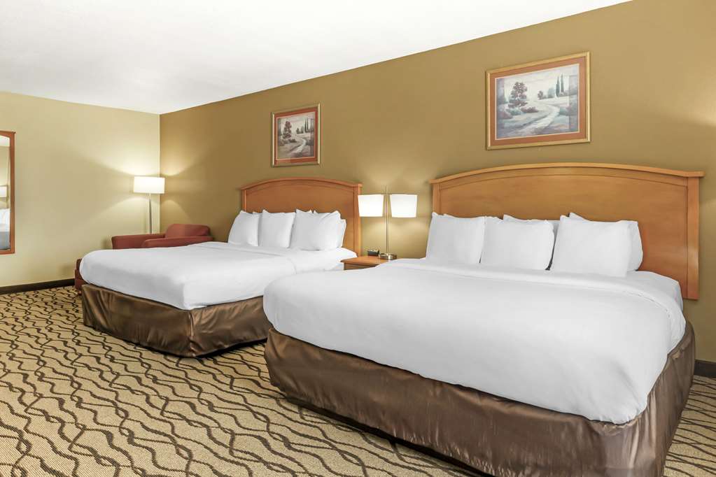 Comfort Inn & Suites Chesapeake Portsmouth - photo 8