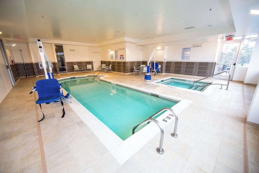 SpringHill Suites Lumberton - photo 15
