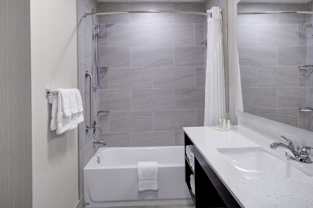 Holiday Inn Windsor Wine Country by IHG - photo 10