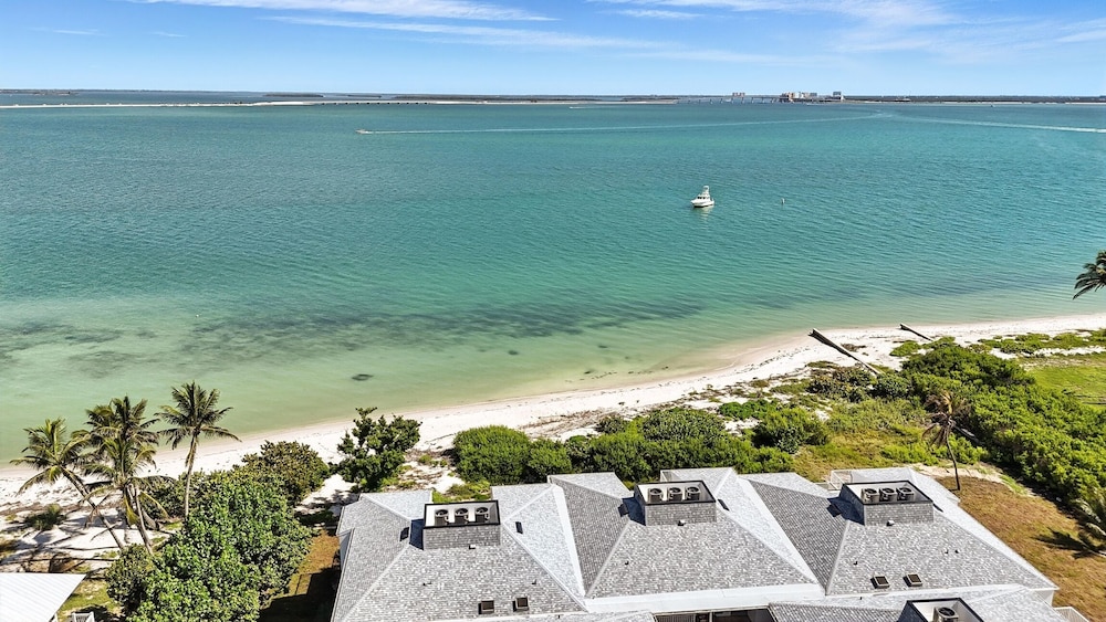 Lighthouse Resort and Club - photo 16