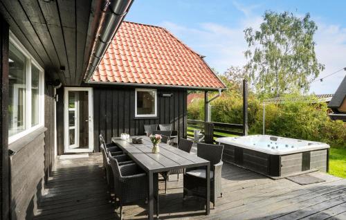 Cozy Home In Juelsminde With Sauna — 4-Star Luxury Hotel in None, Denmark