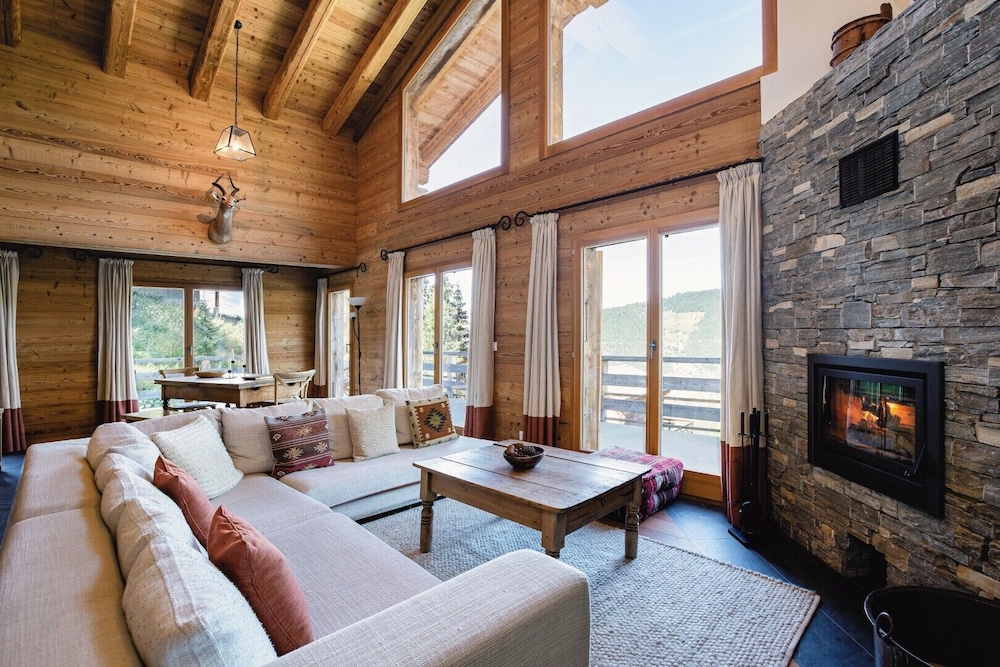 Authentic Swiss Spa Chalet Hot Tub & Sauna — 4-Star Luxury Hotel in Riddes, Switzerland
