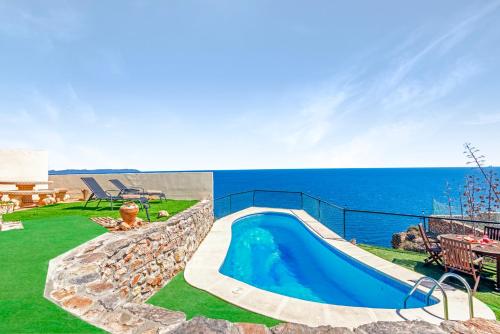 Villa Infinity sea views I Pool I BBQ I Jacuzzi — 4-Star Luxury Hotel in Almeria, Spain