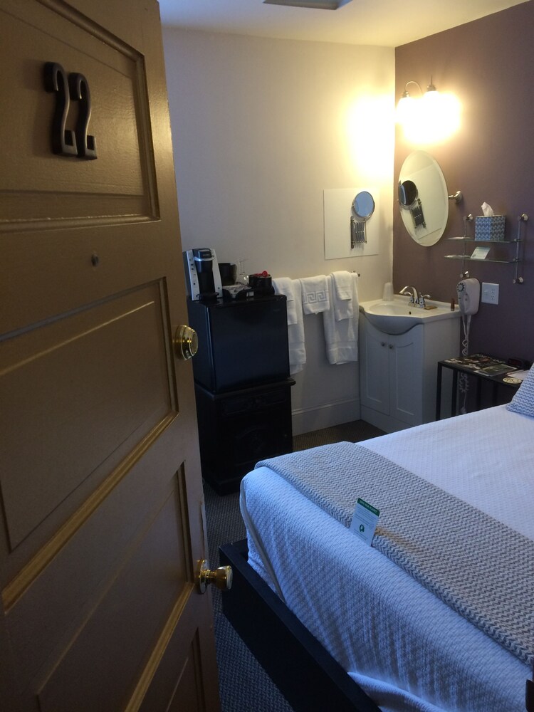 Camas Boutique Hotel - photo 13