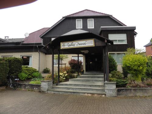 Hotels Landhaus Dieterichs — Wolfsburg