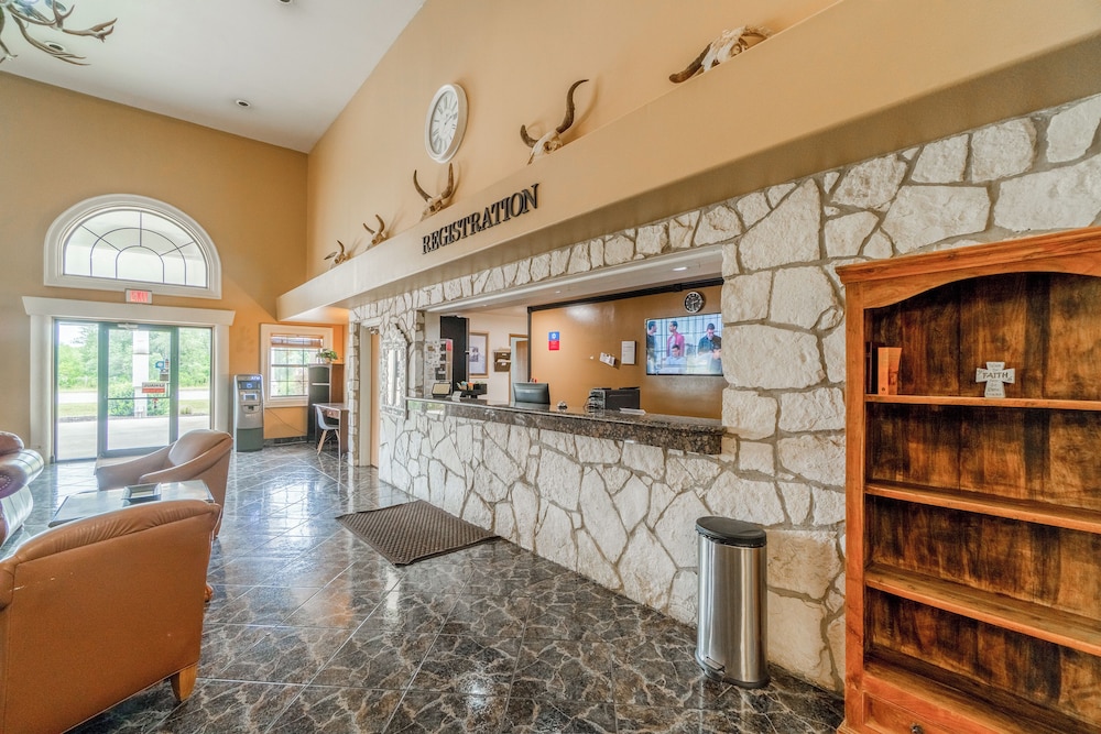 Texan Inn By Oyo Beeville Us 181 - photo 6