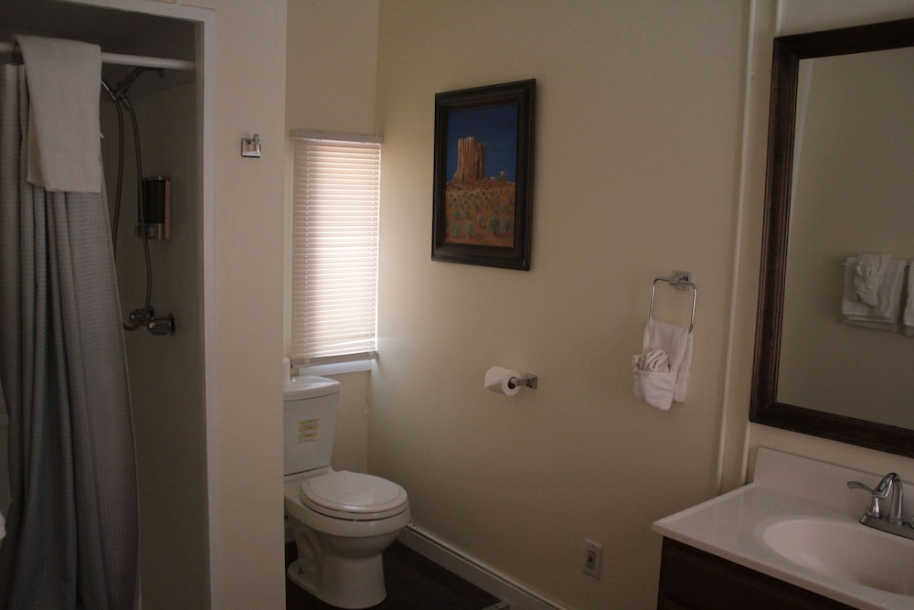 Shep's Miners Inn - photo 23