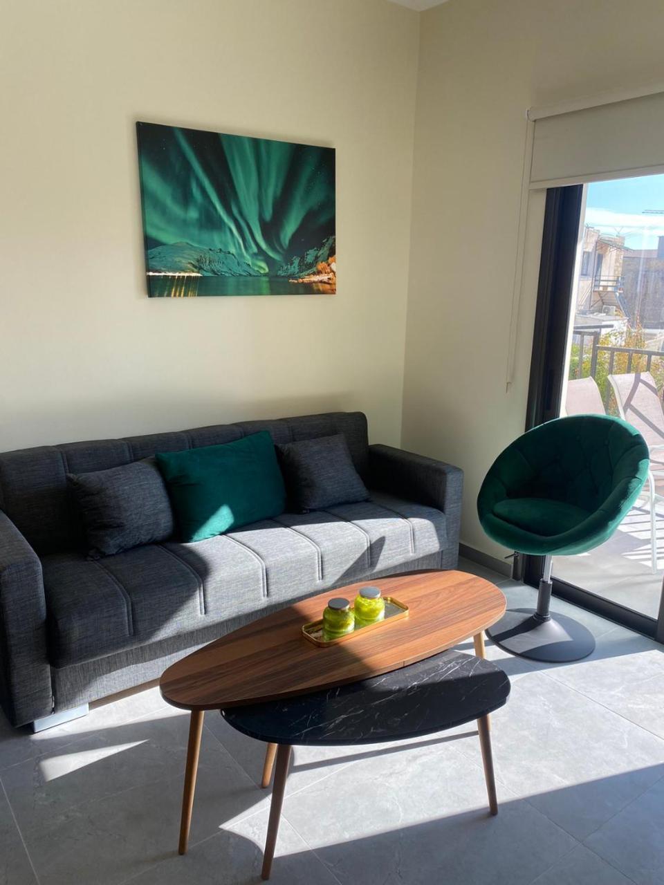 Central Apartments by IMH Travel & Tours
