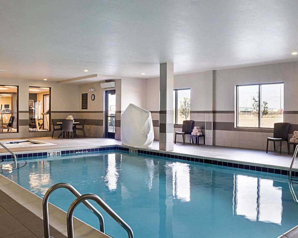 Comfort Suites Fargo Medical Center - photo 24