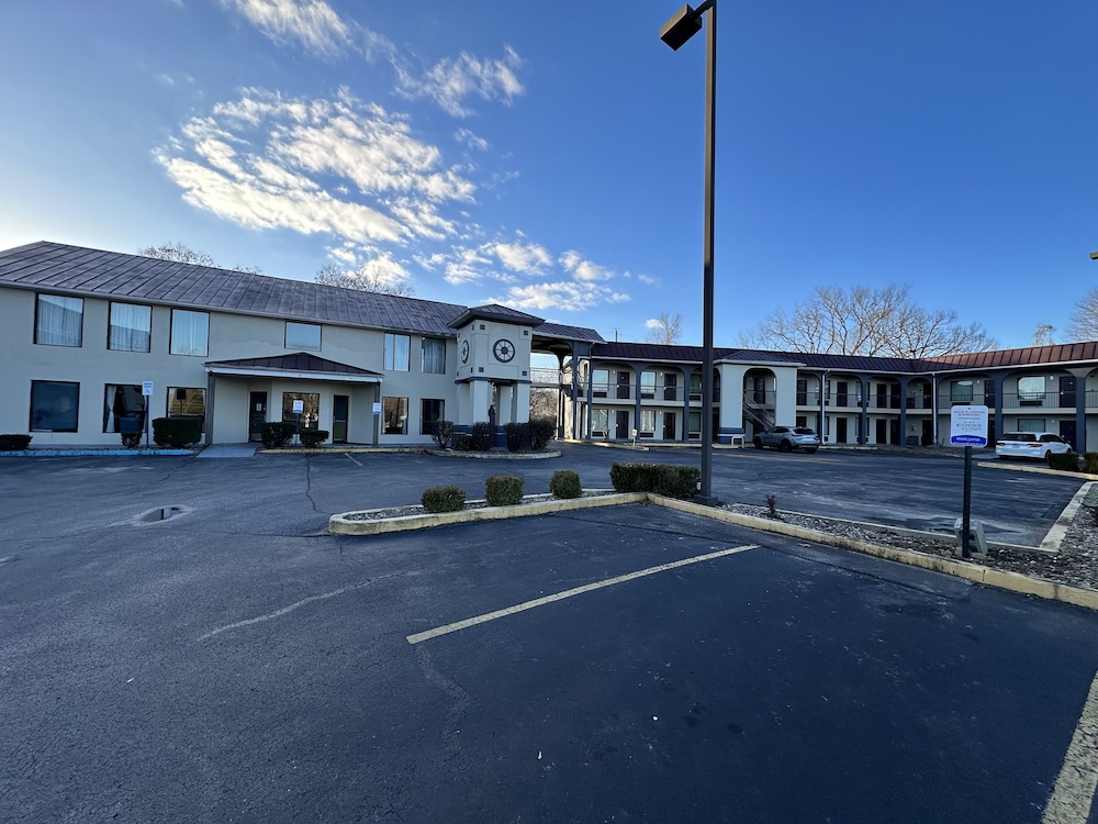 Quality Inn Ashland KY - photo 38