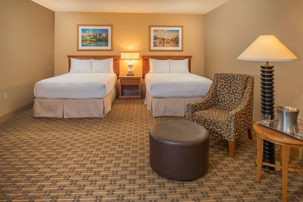 Hilton Seattle Airport & Conference Center - photo 12
