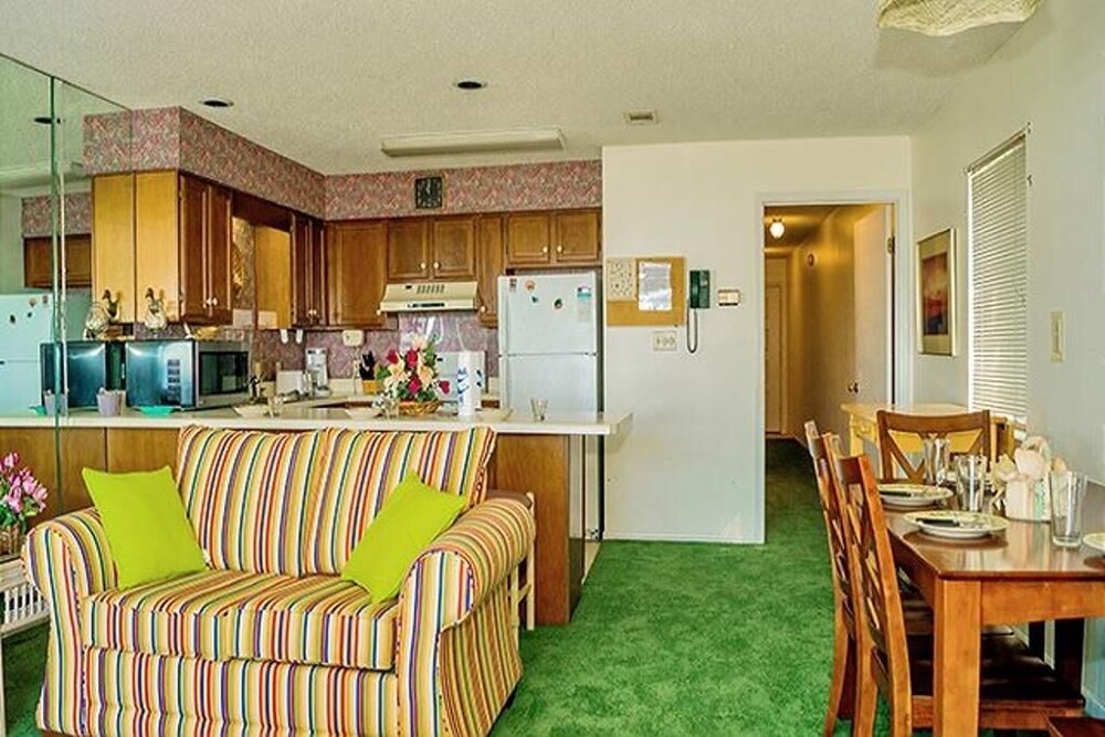 Emerald Shores Resort 2001 627850 by RedAwning - photo 7