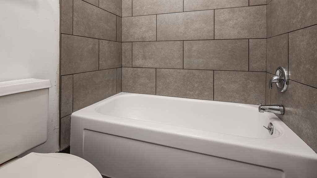 SureStay Hotel by Best Western Findlay - photo 21