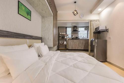 Green Retreat Apartments with Garden