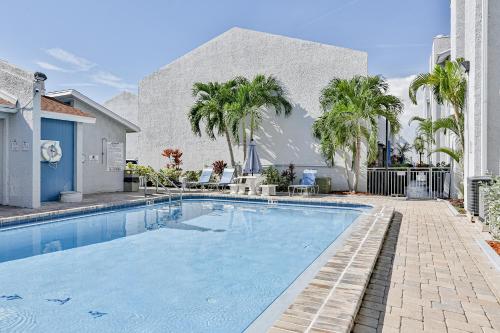 Madeira Beach Yacht Club 343 #G in Saint Pete Beach, United States