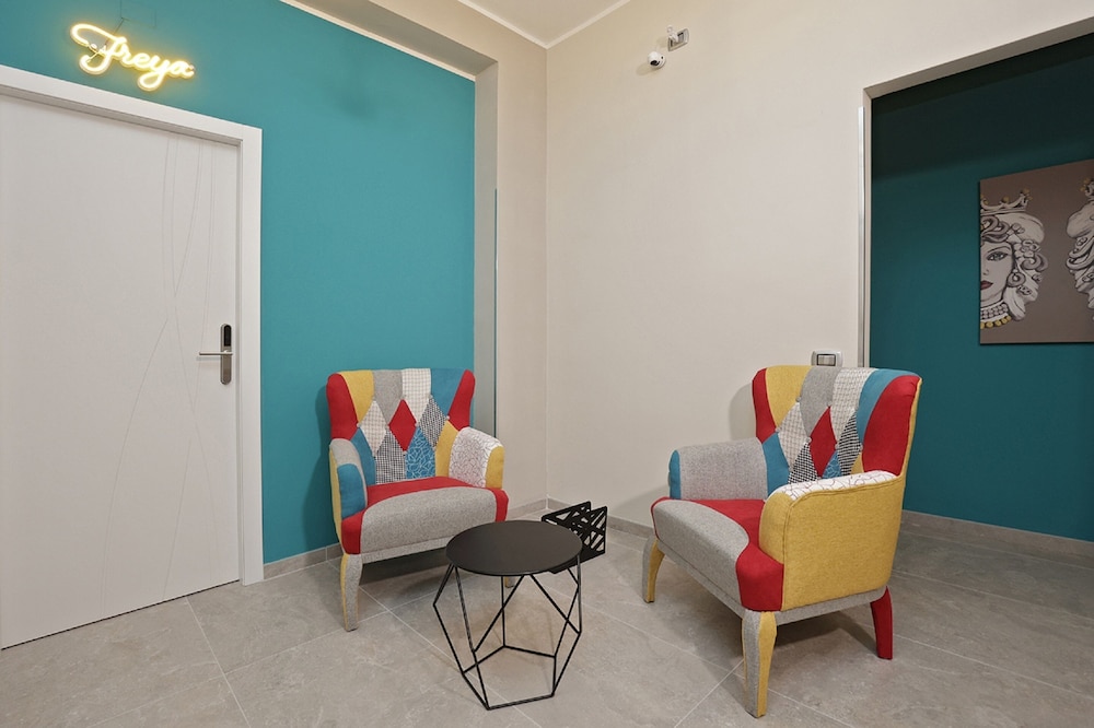 Toc Toc Bed & Brealfast — 4-Star Luxury Hotel in Pontecagnano, Italy