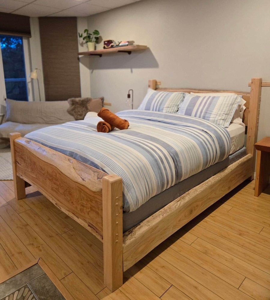 Madeira Park Oceanview Suites — Sechelt — photo 3