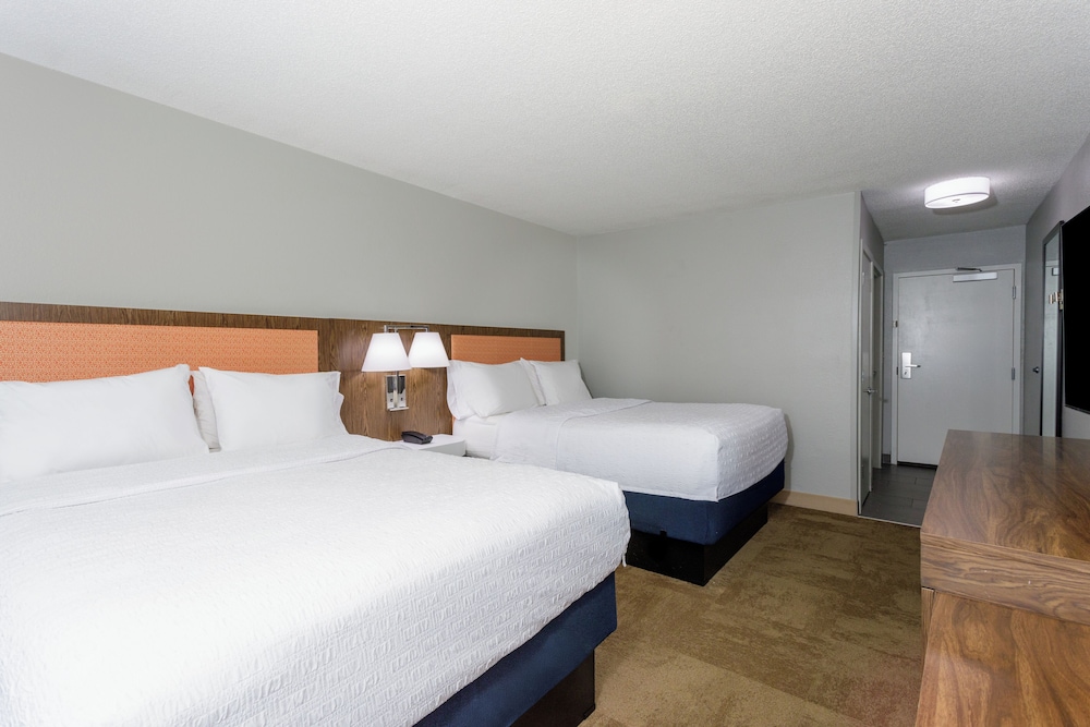 Hampton Inn Jacksonville Downtown I 95 - photo 7