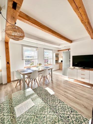Przestronny Apartament Nr 7 Z Widokiem Na Gory Sowie 17749721 — Bielawa