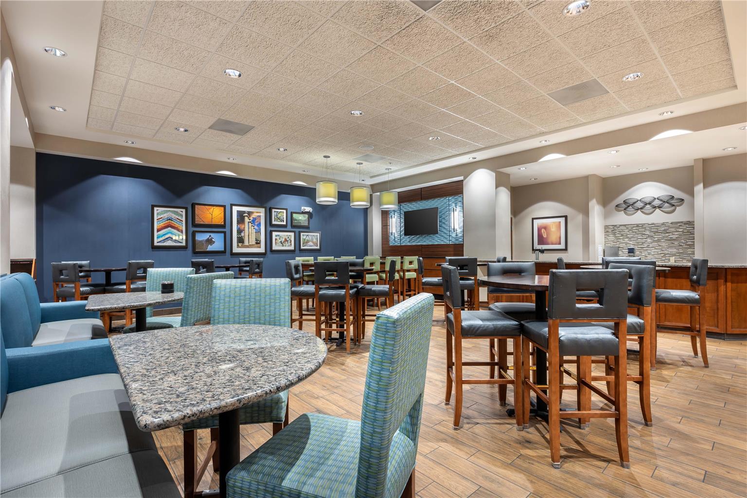 Drury Plaza Hotel Columbia East - photo 8