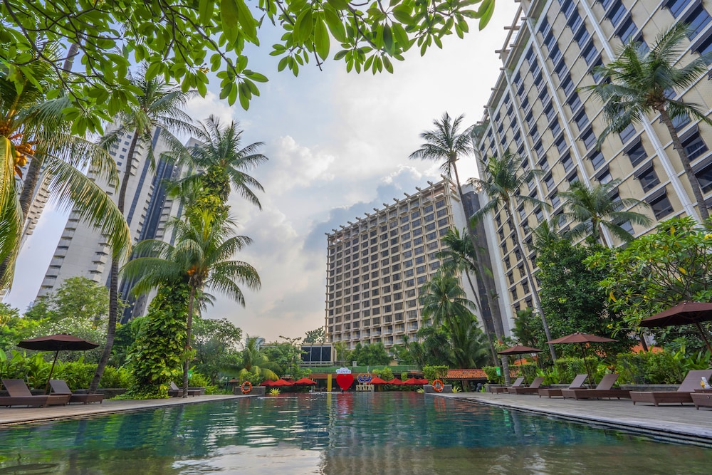 The Sultan Hotel & Residence Jakarta — 4-Star Luxury Hotel in Jakarta, Indonesia