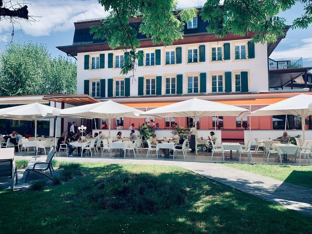 Hôtel La Prairie Swiss Bike Hotels — 4-Star Luxury Hotel in Yverdon-Les-Bains, Switzerland