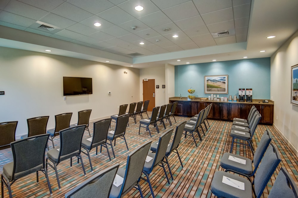 Hampton Inn by Hilton Plant City - photo 32