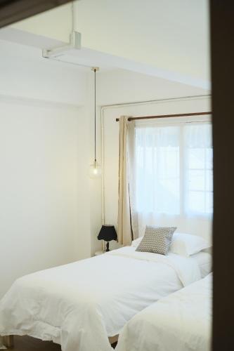 Private Full Floor Spacious 5BR in China Town